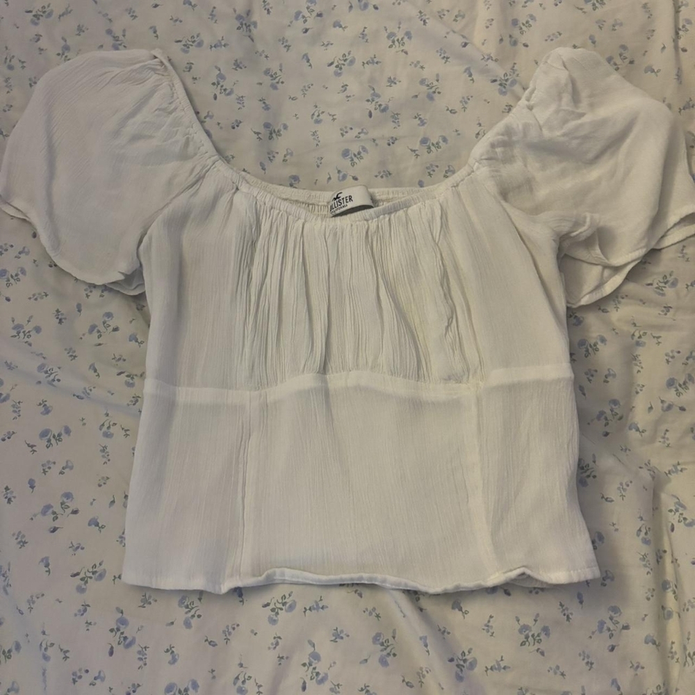 Hollister White Off-Shoulder Blouse